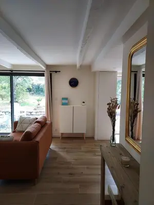 Coin salon dans l'établissement Maison de vacances - 3 chambres - proximité plage