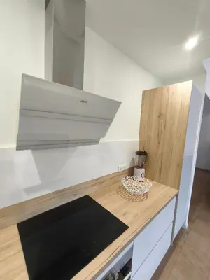 Cuisine ou kitchenette dans l'établissement Maison Penmarc'h 800 m plage, 10 mn Guilvinec et La Torche