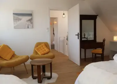 Un ou plusieurs lits dans un hébergement de l'établissement Villa Ty PY : Charme moderne et tranquillité
