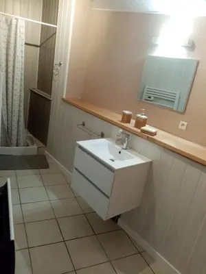 Salle de bains dans l'établissement Maison Bretonne