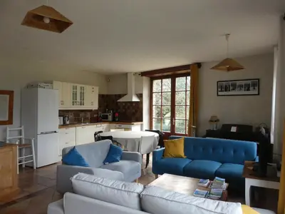 Cuisine ou kitchenette dans l'établissement Gîte de Kerdrein, en campagne proche de la mer