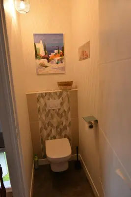 Salle de bains dans l'établissement Villa Cap Avalenn