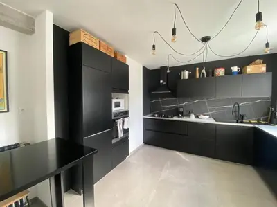 Cuisine ou kitchenette dans l'établissement Maison 3 chambres proche mer