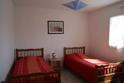 Un ou plusieurs lits dans un hébergement de l'établissement Maison Trez Rouz, à 100m de la plage , vue mer