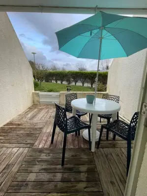 Balcon ou terrasse dans l'établissement L'écume de Pentrez
