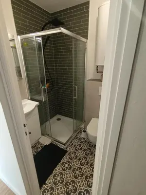 Salle de bains dans l'établissement Maison T2 en bord de mer à Plougastel Daoulas