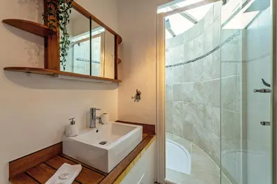 Salle de bains dans l'établissement Maison Rioma - Grande maison à 200m de la plage