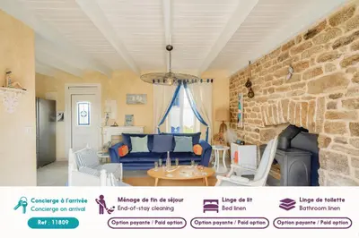 Coin salon dans l'établissement Maison avec terasse et jardin - 1km plage de Kérity