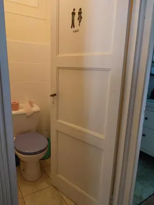 Salle de bains dans l'établissement Chambre double- SDB et WC Privé