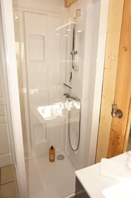 Salle de bains dans l'établissement Ma petite maison bretonne