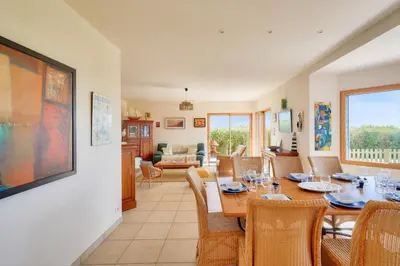Coin salon dans l'établissement Vue mer ! À 200m de la plage, maison pour 9