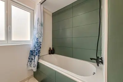 Salle de bains dans l'établissement Le Botanique ~ Proche Centre ~ Arrivée Autonome