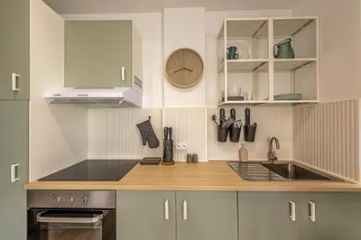 Cuisine ou kitchenette dans l'établissement Le Botanique ~ Proche Centre ~ Arrivée Autonome