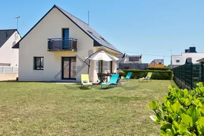 Jardin de l'établissement LocaLise - M19 - Ty Mervent - Maison avec jardin clos - A 2 pas de la plage - animaux admis - wifi inclus - draps inclus