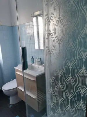Salle de bains dans l'établissement Nouelig bras