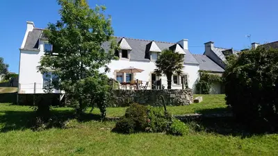 Jardin de l'établissement 698-Villa du Fautec Proche plages