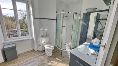 Salle de bains dans l'établissement 719 - Villa Hortensias au calme entre terre et mer