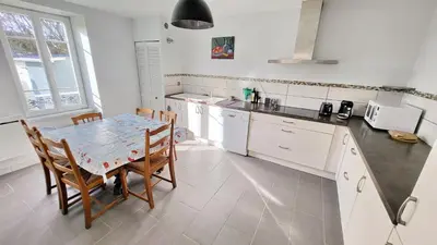 Cuisine ou kitchenette dans l'établissement 719 - Villa Hortensias au calme entre terre et mer
