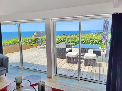 Vue générale sur la mer ou vue sur la mer prise depuis la maison de vacances