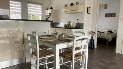 Cuisine ou kitchenette dans l'établissement Très beau T3 proche plage