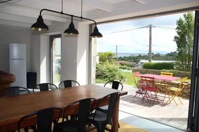 Plan de l'établissement La Romance,vue mer, jardin et proche plage