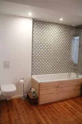 Salle de bains dans l'établissement La Romance,vue mer, jardin et proche plage