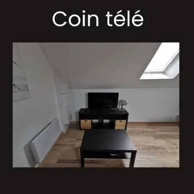 Télévision ou salle de divertissement dans l'établissement * Ty cocon * wifi * parking * moderne *