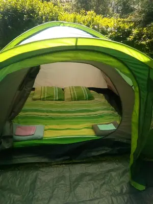 Plan de l'établissement Tente 2 places installée sur emplacement commun