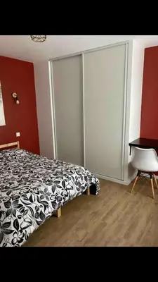 Un ou plusieurs lits dans un hébergement de l'établissement Centre Quimper, animaux déclarés acceptés