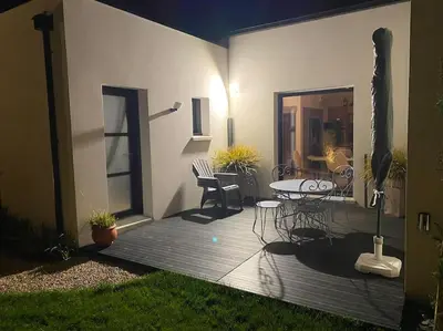 Terrasse ou espace extérieur de l'établissement Logement entier tout confort dans maison neuve