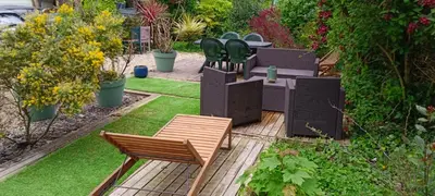 Jardin de l'établissement Location gîte Plestin les grèves