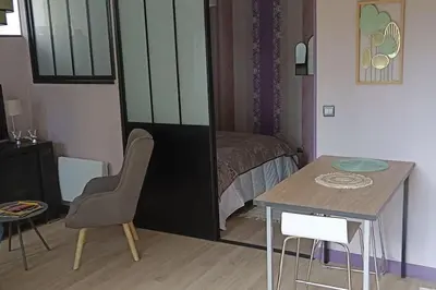 Coin salon dans l'établissement Location gîte Plestin les grèves