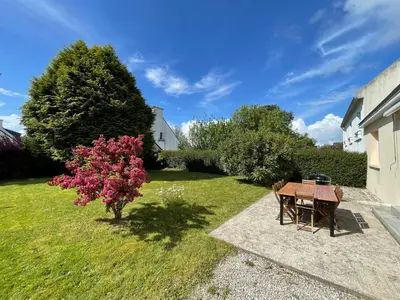 Jardin de l'établissement Maison Mboa