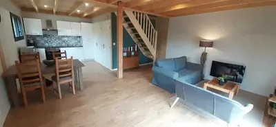 Cuisine ou kitchenette dans l'établissement Chalets de pont cob avec spa