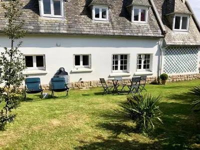 Jardin de l'établissement Bénodet, superbe maison 5 chambres à 150 m de la plage et restaurants