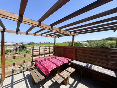 Balcon ou terrasse dans l'établissement Maison bretonne rénovée proche bourg et plages