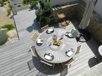 Restaurant ou autre lieu de restauration dans l'établissement Holiday Home Le Ménez by Interhome