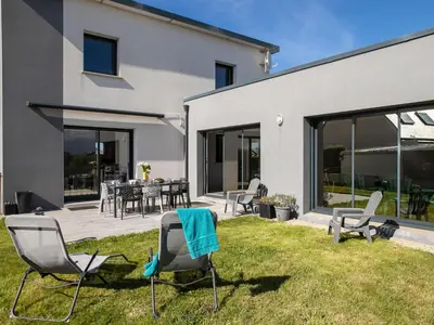 Coin salon dans l'établissement Holiday Home La Villa du Pêcheur by Interhome