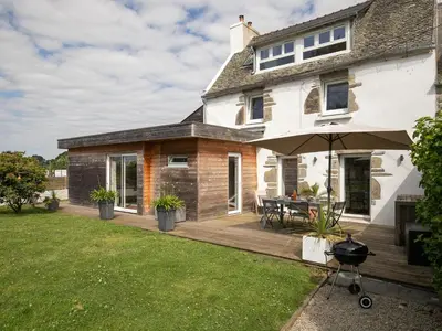 Jardin de l'établissement Holiday Home Ty Louen by Interhome