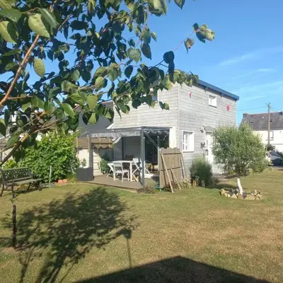 Studio bois indépendant au calme