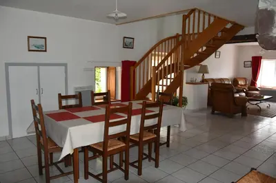 Plan de l'établissement MAISON à la campagne à LENNON