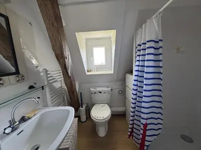 Salle de bains dans l'établissement BOILLOT, Trebeurden in a quiet area with sea view