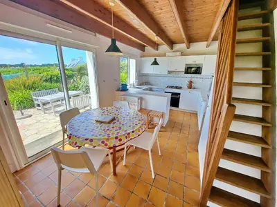 Cuisine ou kitchenette dans l'établissement 391-Authentique penty, vue mer, proche plage