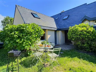 Jardin de l'établissement Maison Trezma à 450m de la plage