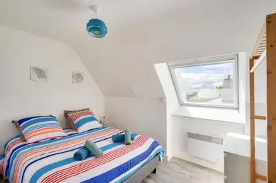 Un ou plusieurs lits dans un hébergement de l'établissement 1er étage, jardin partagé pour 4 à 300m de la plage