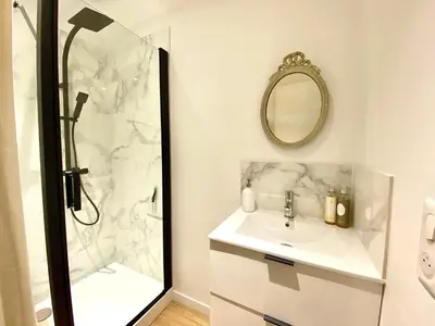 Salle de bains dans l'établissement Appartement cosy
