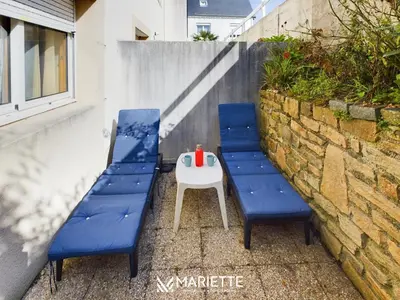 Coin salon dans l'établissement -ESCALE- Concarneau grande Terrasse et parking
