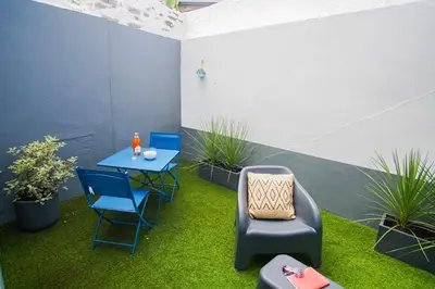 Jardin de l'établissement -PICCO ROSSO- Studio avec terrasse- Concarneau