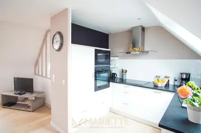 Cuisine ou kitchenette dans l'établissement -BLUSH- Appartement cosy - proche ville-close