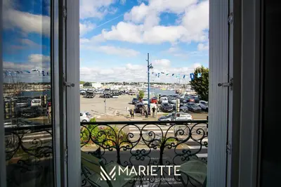 Plan de l'établissement -BOSCO- Elegant T3 avec balcon et vue sur le port